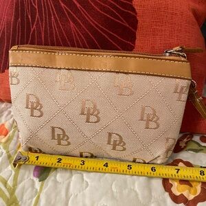 Dooney & Bourke Tan and Cream Wristlet